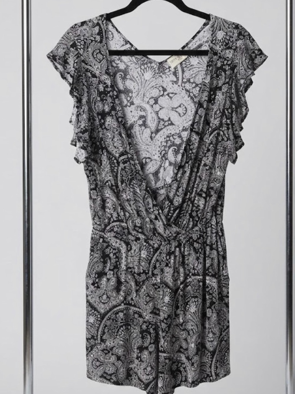 Womens Black & White Paisley Surplice Romper